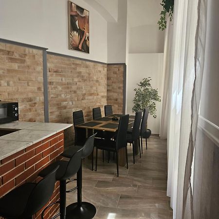 D3 Basilica Luxury Spacious Free Parking For 1 Car Βουδαπέστη Εξωτερικό φωτογραφία