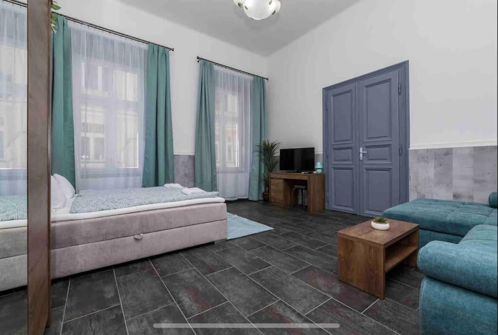 D3 Basilica Luxury Spacious Free Parking For 1 Car Βουδαπέστη Εξωτερικό φωτογραφία