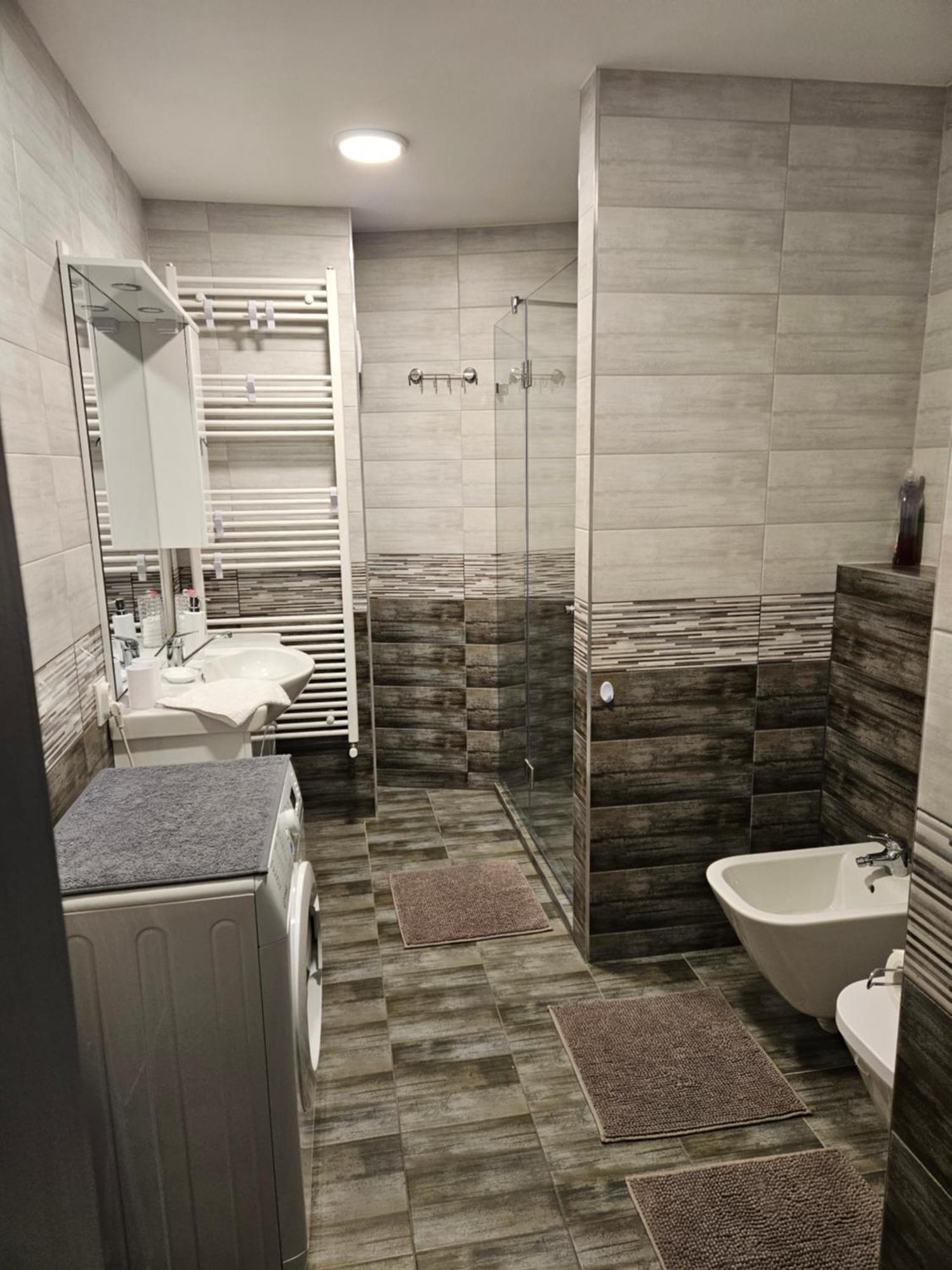 D3 Basilica Luxury Spacious Free Parking For 1 Car Βουδαπέστη Εξωτερικό φωτογραφία